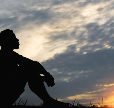 How to Build Resilience Naturally (Without Medication)